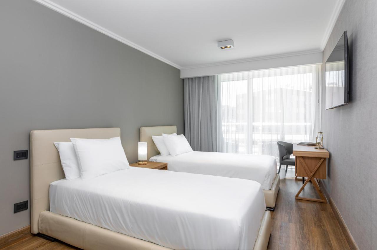 Hotel Solerios ปุนตา เดล เอสเต ภายนอก รูปภาพ