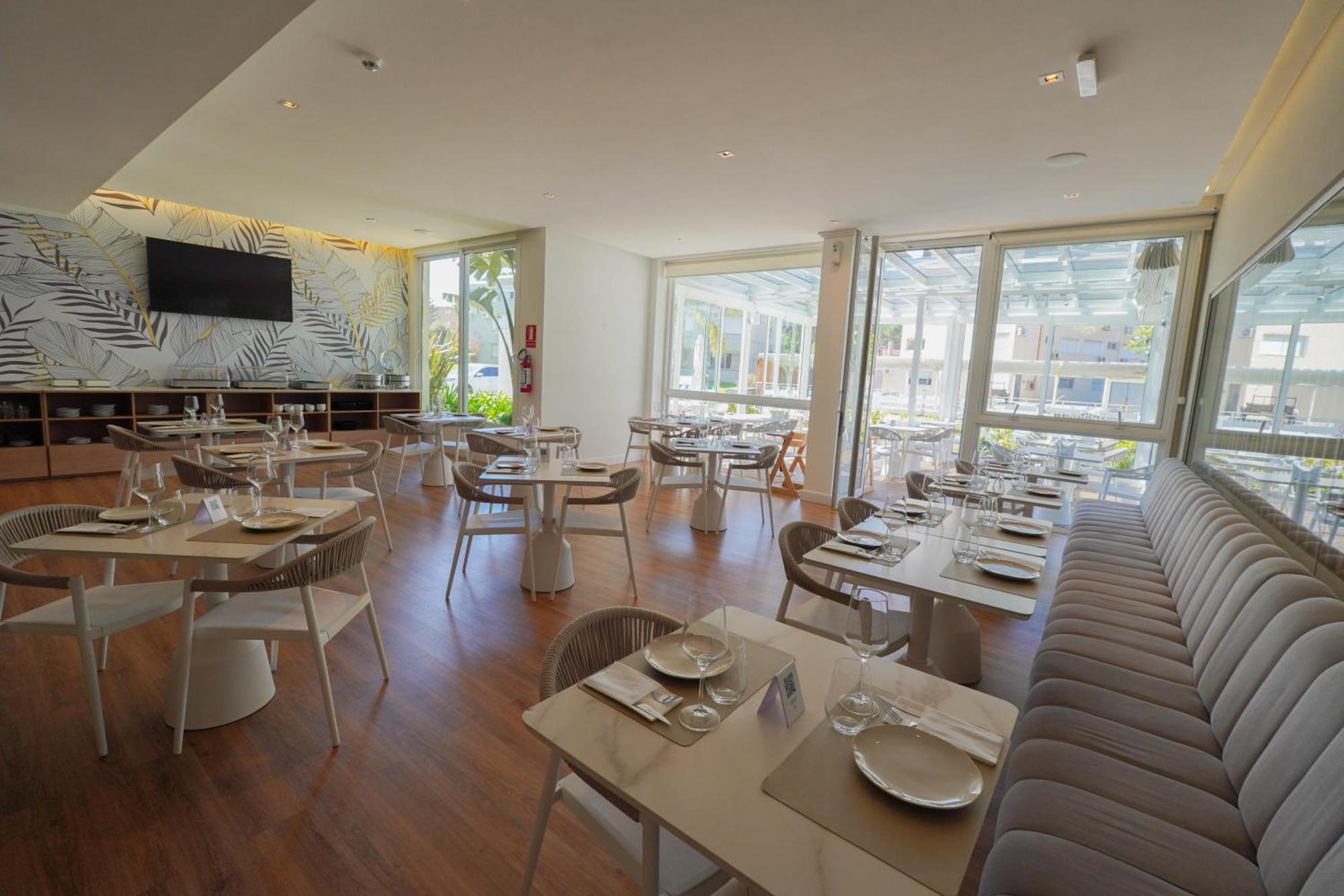 Hotel Solerios ปุนตา เดล เอสเต ภายนอก รูปภาพ